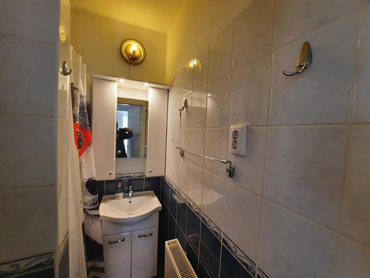 Crazy Frog Gambrinusz Ii. Apartment Hajduszoboszlo Bagian luar foto